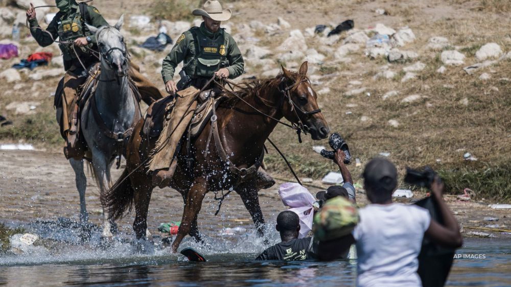 New emails released by the Heritage Foundation shows DHS officials knew that the border patrol "whipping" controversy was not true.