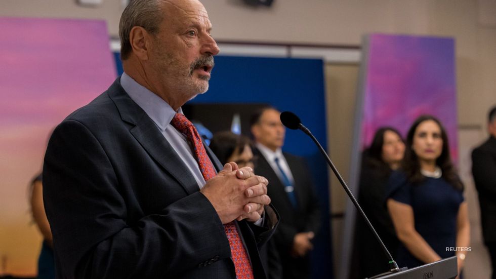 The Biden administration pressured El Paso Mayor Oscar Leeser to refrain from declaring a state of emergency over the city’s migrant crisis.