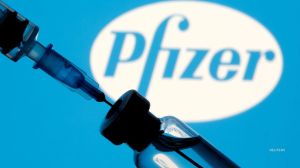 The government actively tried to censor content about COVID-19 on Facebook and Twitter. A new report shows a Pfizer executive did too.