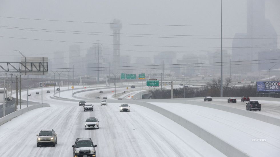 Winter storm Mara continues to bring freezing rain and sleet to the southern Plain states. 1,400 flights have been canceled this morning.