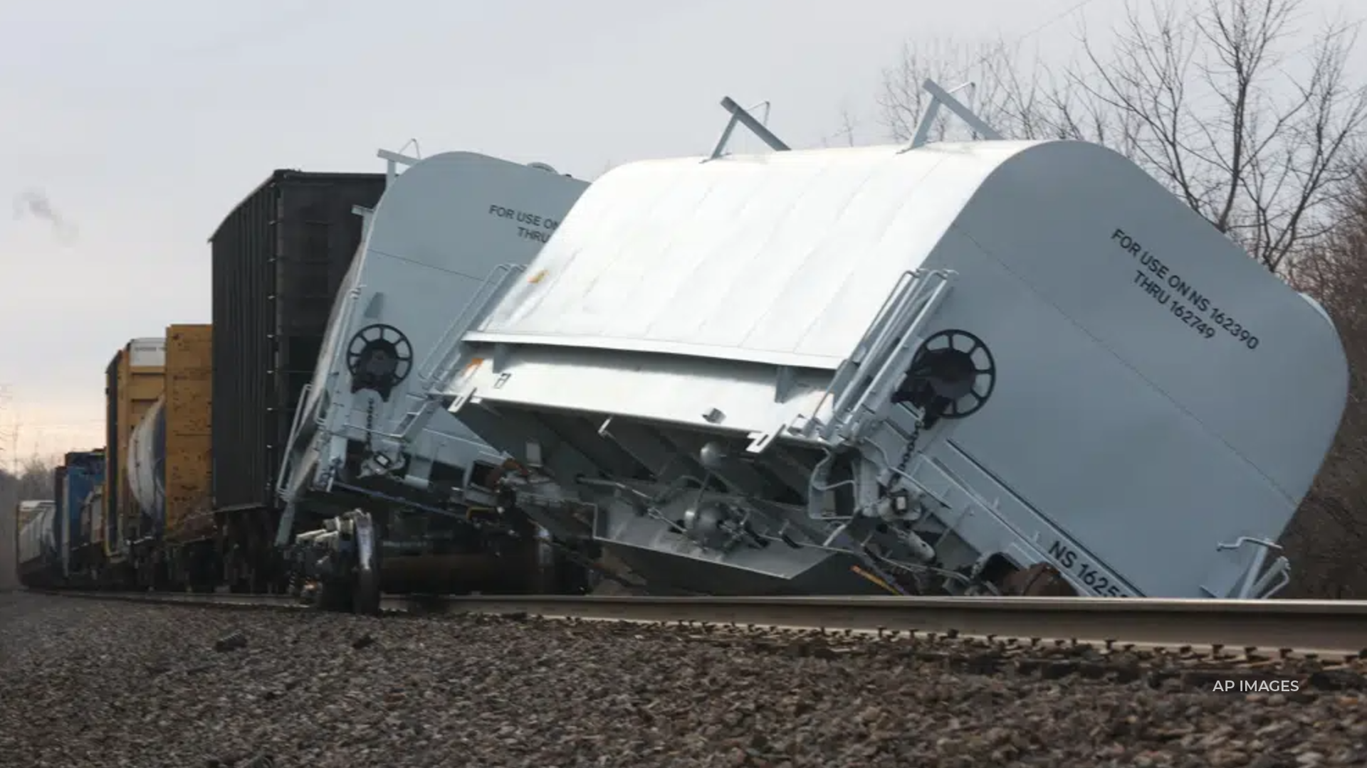 U.S. senators react to a second Norfolk Southern train derailment in Ohio