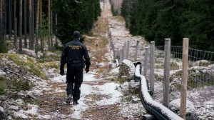 Finland has started constructing a fence along its border with Russia as it accelerates its bid to join the NATO alliance for protection.
