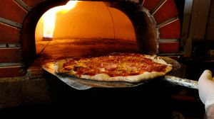 New York City is in the midst of a debate over the use of coal and wood-fired ovens in historic pizzerias.