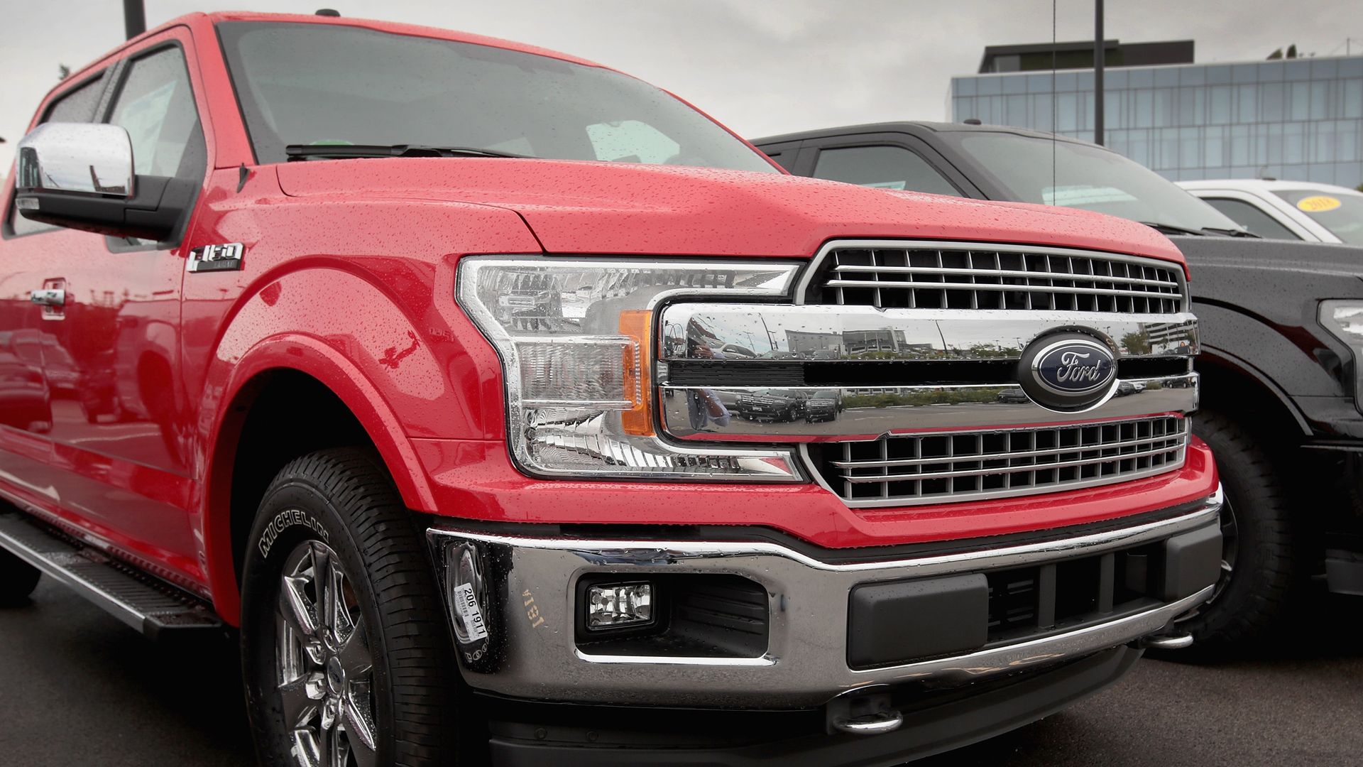 Ford Motor Company has announced a major recall of its top selling F-150 after 19 drivers reported their brakes activated while driving.