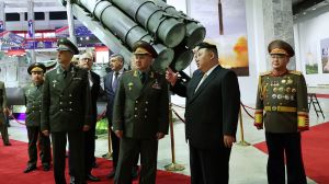 North Korea gives Russia a tour of the North's weaponry that includes the country's banned ballistic missiles.