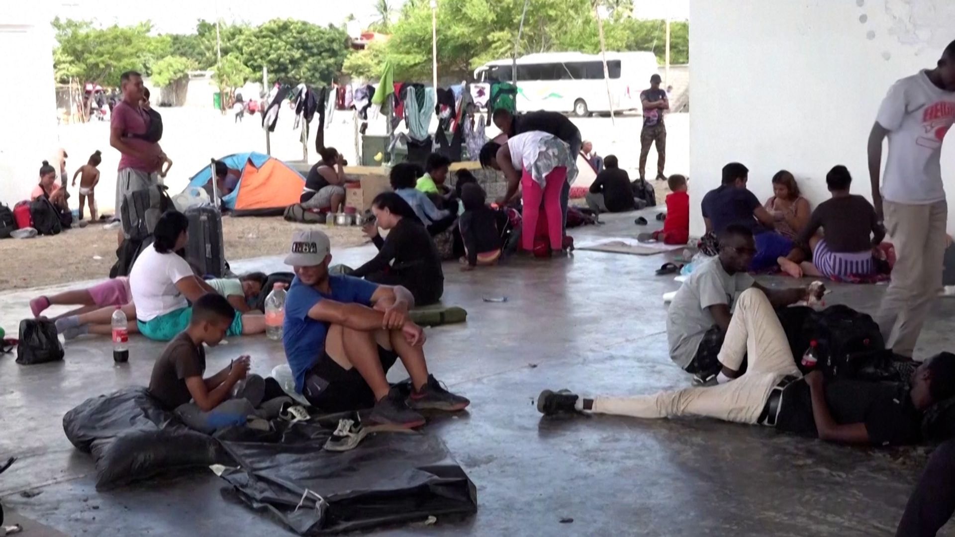 Mexico Busing Migrants North Despite Vow To Help US Alleviate Border Crisis