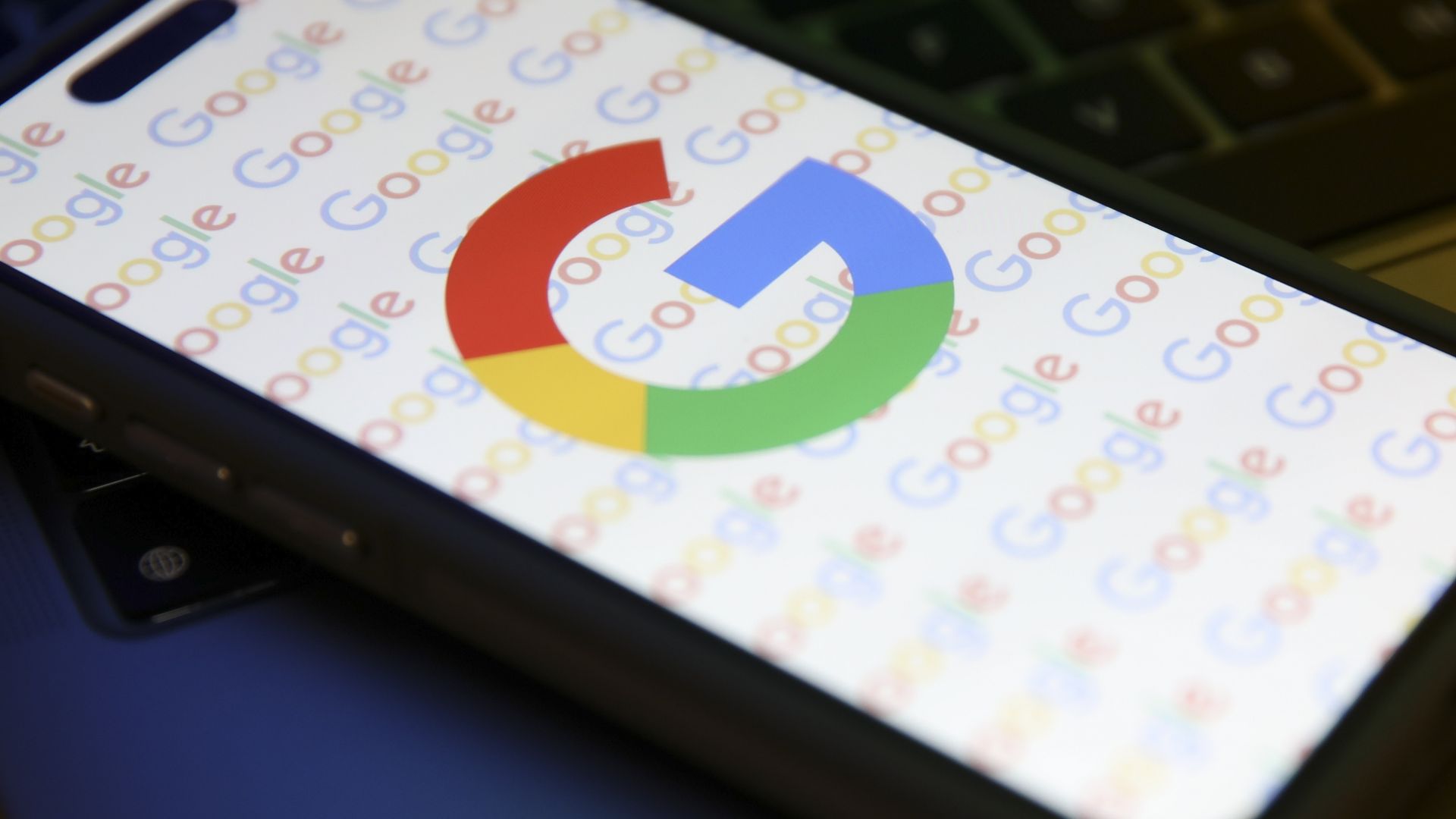 Google has agreed to pay 0 million and allow for greater competition in its app store as part of an antitrust settlement.