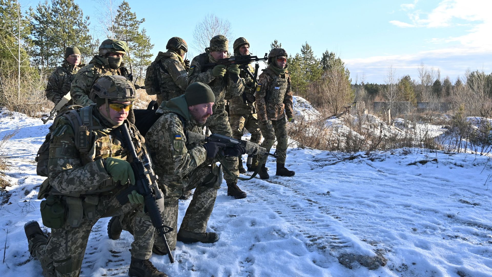 This winter's cold temperatures in Ukraine favor Zelenskyy's forces and pose challenges for Russia's military operations.