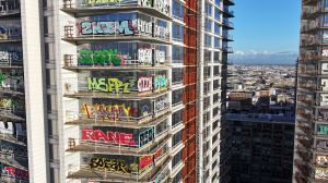 Abandoned skyscrapers in LA have become a canvas to graffiti artists. Police arrested 18 people so far, and the city is urging others to stay out.