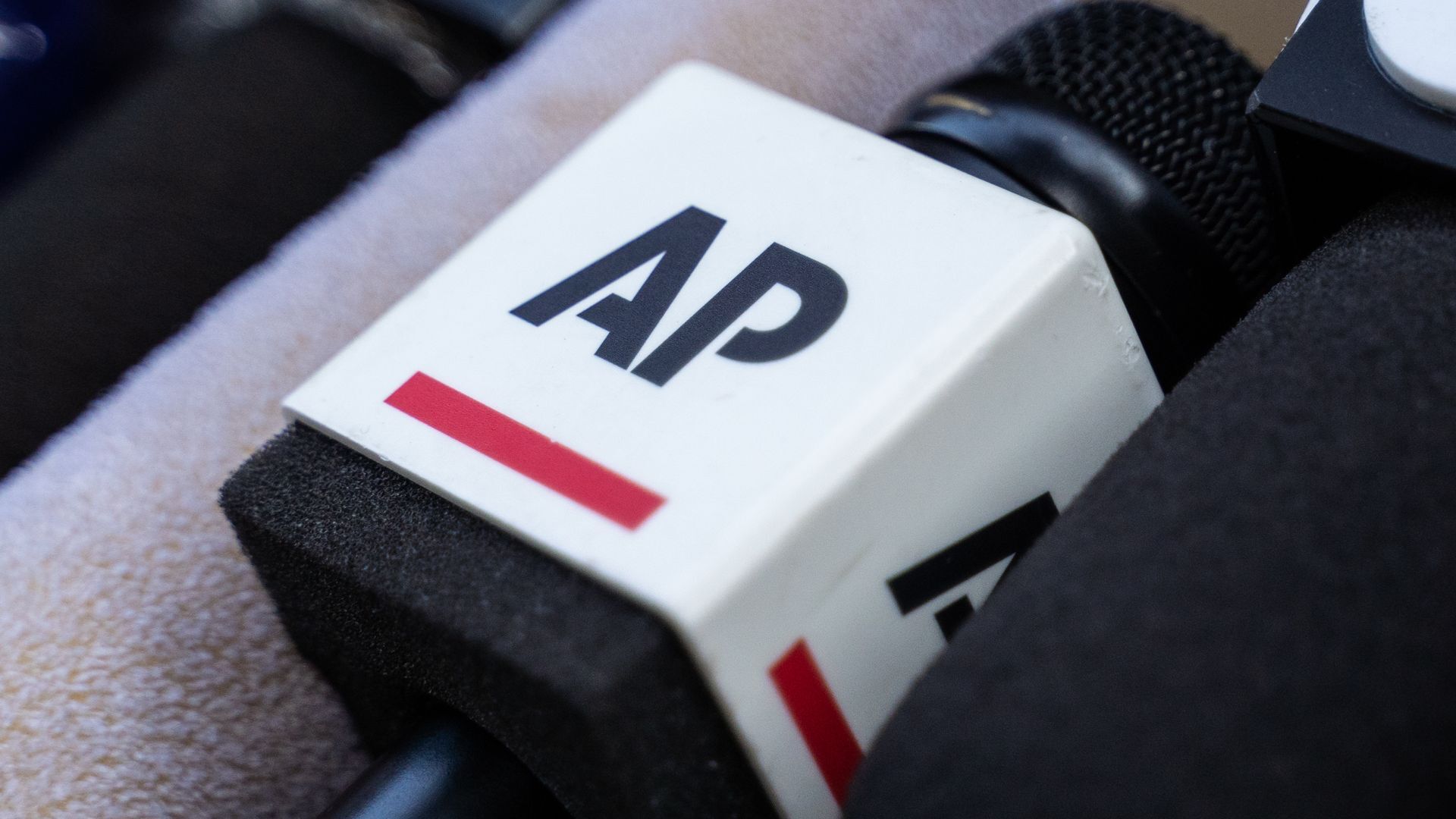 Media Pays AP For News Content, But Gannett, McClatchy Cut Ties, Save Money