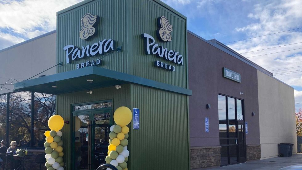 A Panera franchisee responded to controversy by boosting employee wages to $20 per hour amid California's minimum wage law debate.