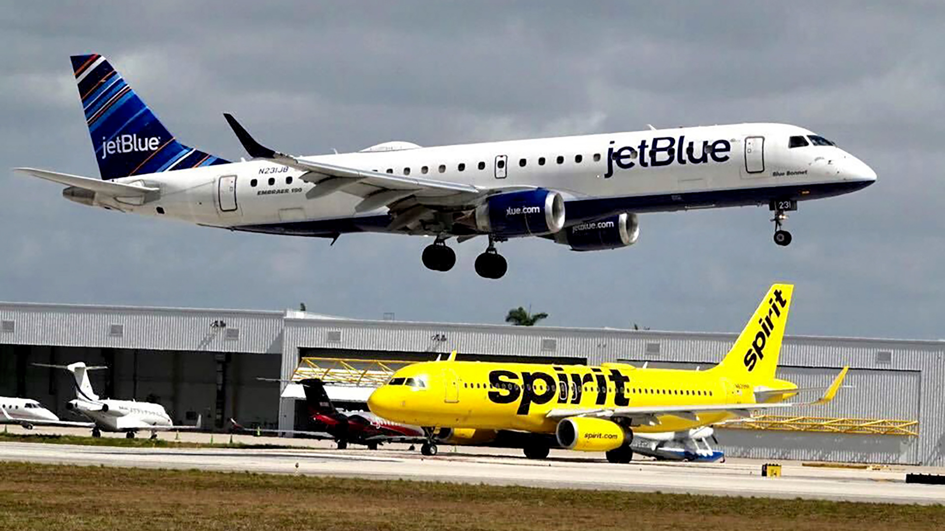 JetBlue Airways and Spirit Airlines have cancelled their .8 billion merger after a federal court blocked the deal due to antitrust concerns.