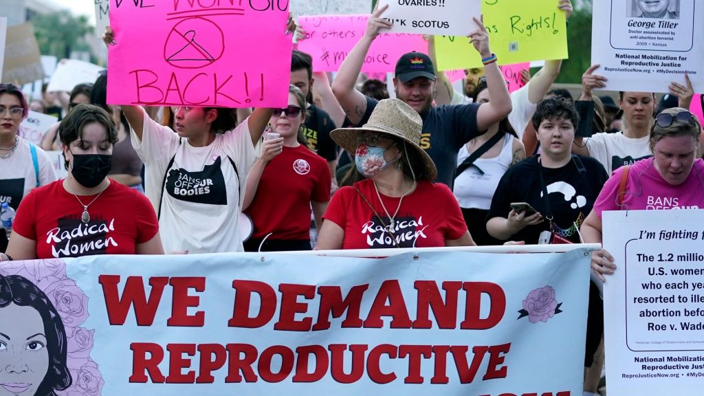 Arizona's Supreme Court ruling upholding a near-total abortion ban has sparked criticism among Republicans and Democrats.
