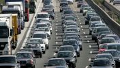 Transport minister's weekend driving ban proposal sparks controversy amid climate reform talks in Germany.