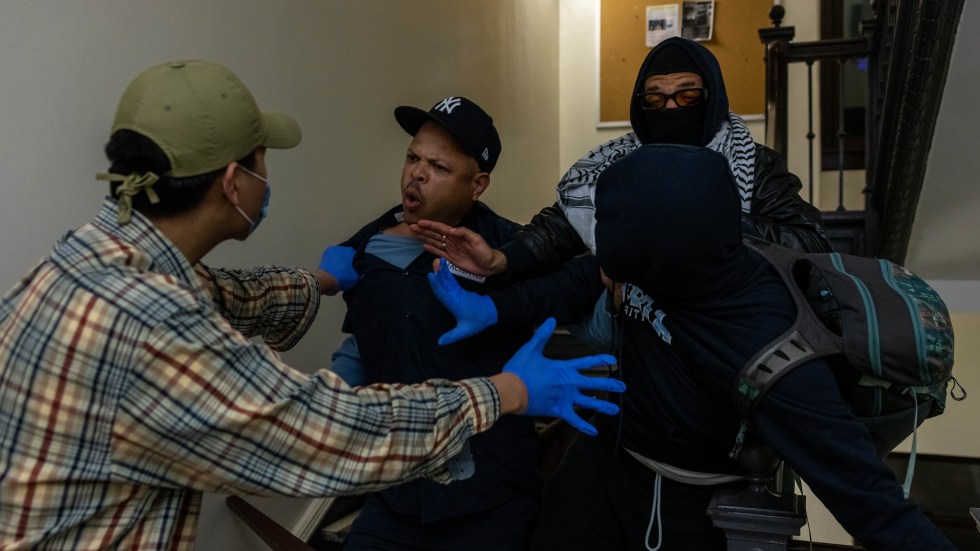 Student protesters occupy a Columbia University building; four officers killed serving a warrant in Charlotte, North Carolina.