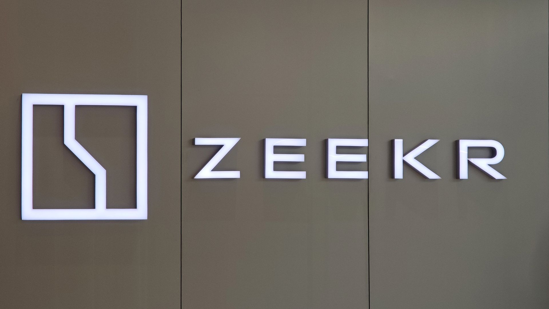 Chinese EV-maker Zeekr wants to sell their cars to Americans, but increased tariffs from the White House aims to hinder those plans.