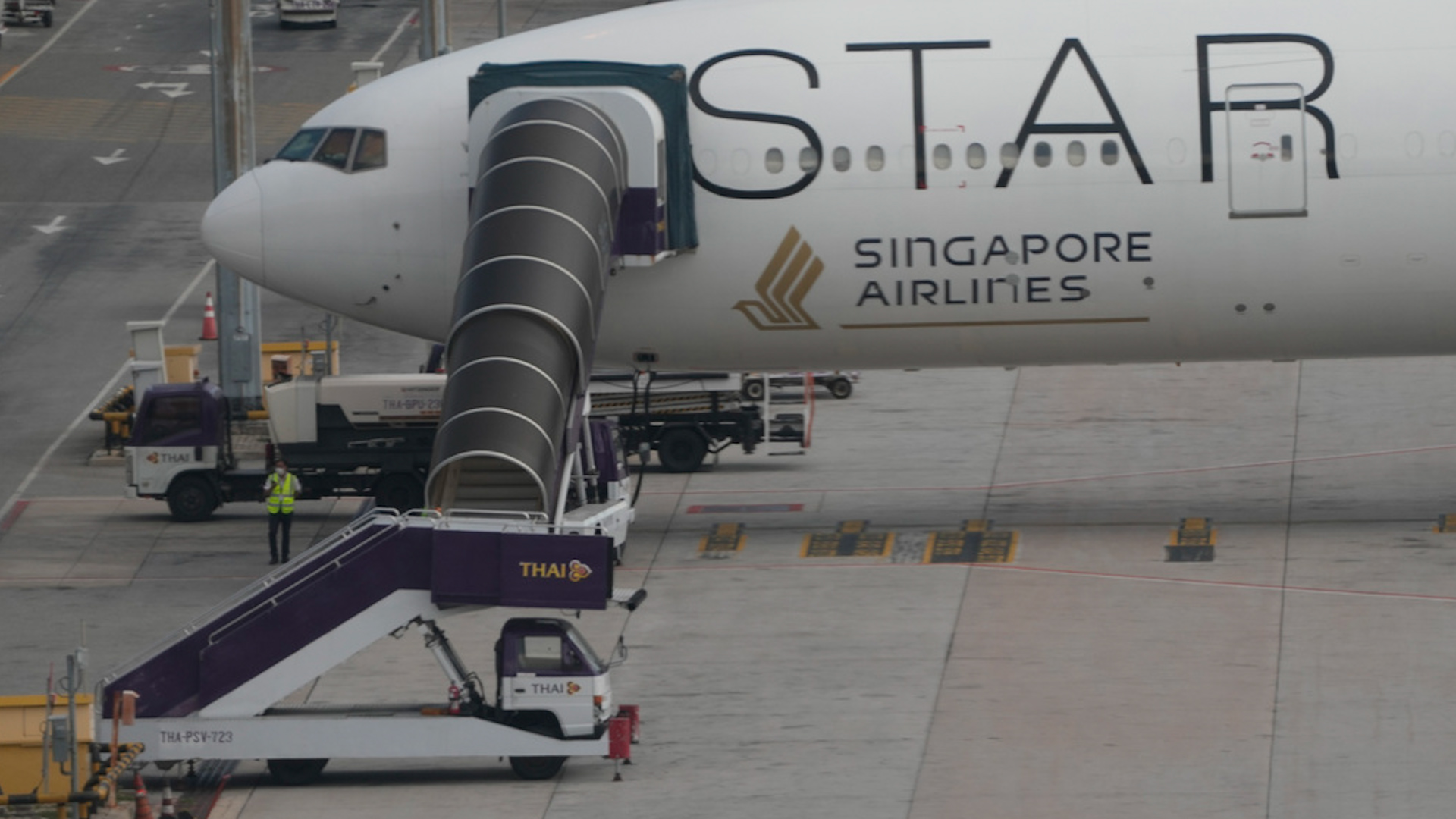 Most passengers from a Singapore Airlines reached their final destination after a flight that encountered turbulence, resulting in one death.