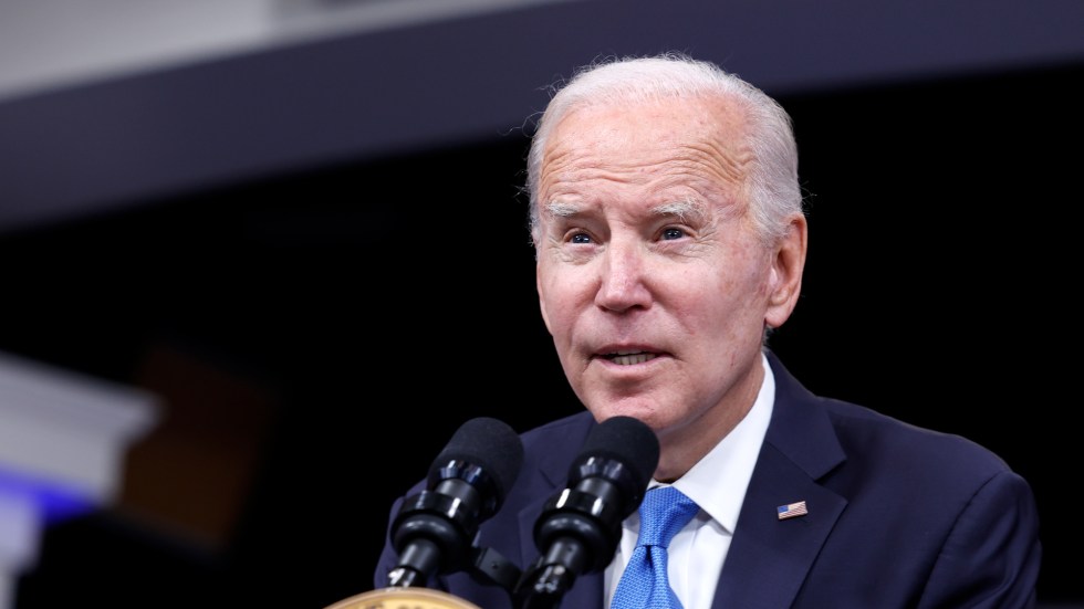 Top Democrats Pelosi, Schumer and Jeffries urged Biden to reconsider his presidential run; Biden remains firm despite COVID-19 diagnosis.