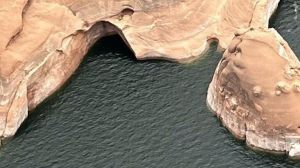 A famous, more than 190-million-year-old landmark in Utah is no more. The National Parks Service says the iconic "double arch" collapsed.