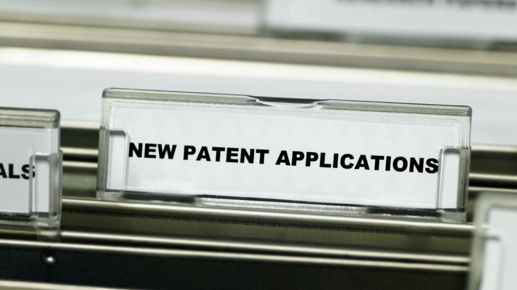 The U.S. funded over 1,000 patents for inventors based in China since 2010. Several government agencies, including the DoD, issued funding.