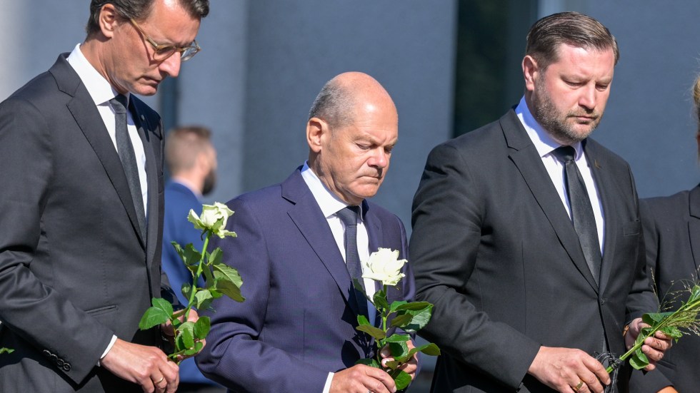 A deadly knife attack in Germany has reignited debates over immigration and asylum laws just ahead of key elections, putting pressure on political leaders to act swiftly. German Chancellor Olaf Scholz has vowed to toughen deportation laws and crack down on knife regulations following the attack.