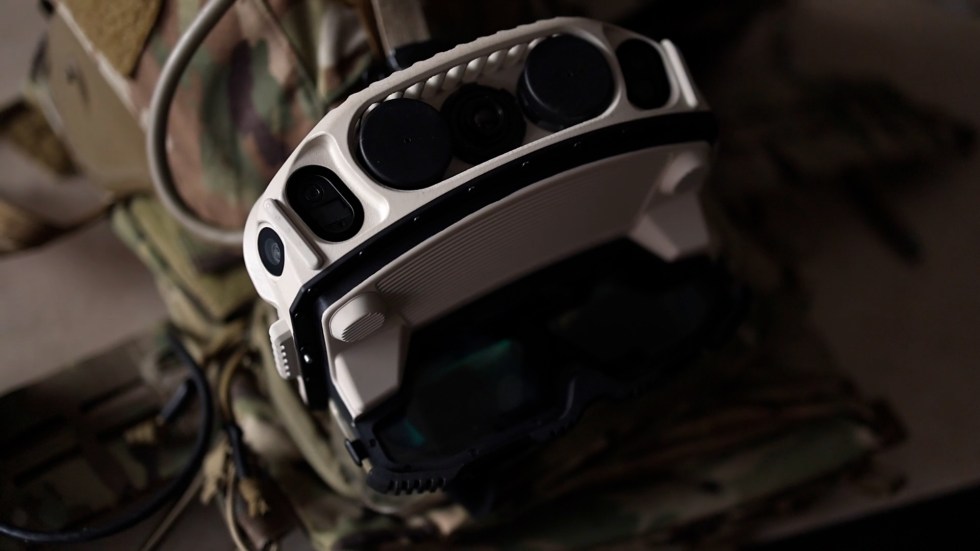 Anduril and Microsoft enhance U.S. Army’s mixed reality headsets with real-time data, aiming to revolutionize battlefield awareness.