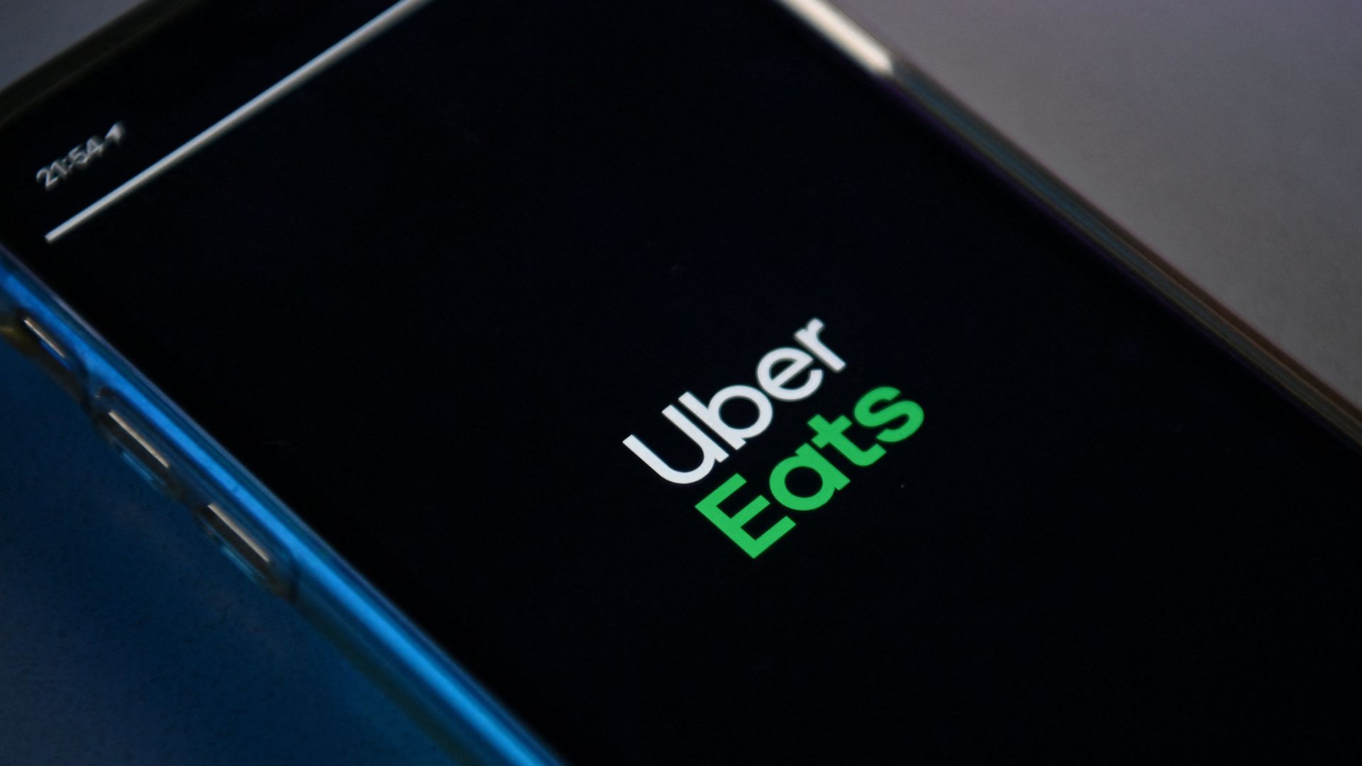 A judge blocked a couple from suing Uber over a crash in 2022 due to the fact that they signed a terms and conditions agreement before taking the ride.