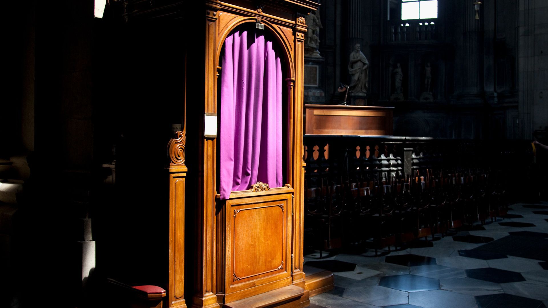 Visitors to St. Peter’s Chapel in Lucerne can now interact with an AI Jesus through an innovative installation.