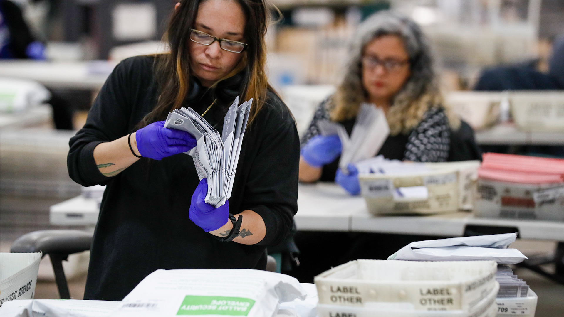 More than 163,000 veterans and military family members are set to serve as poll workers for the upcoming November election, marking a significant increase from the 63,500 who participated in the 2022 midterms, according to the Vet the Vote coalition. This coalition, comprising 43 advocacy organizations, aims to bolster the election workforce with veterans and military families to support Election Day operations.