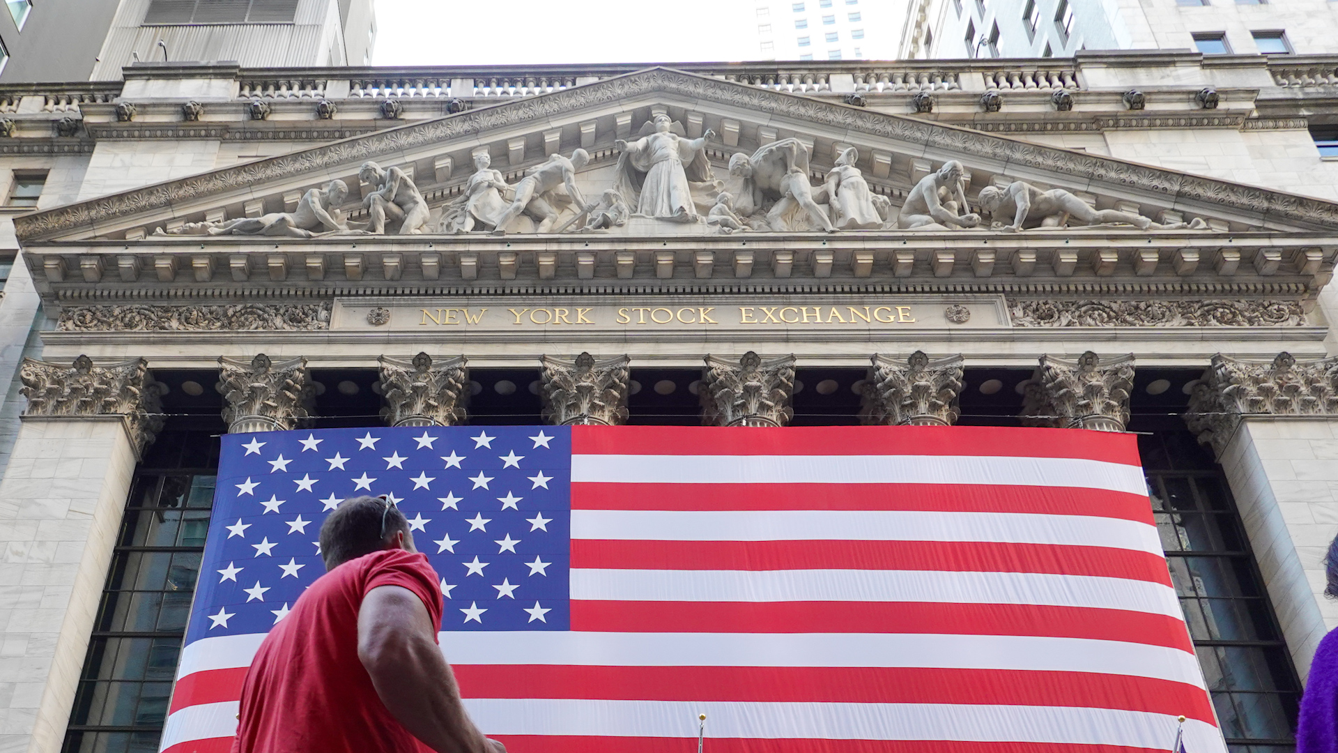 A Florida man is facing charges after being accused of planning to blow up the New York Stock Exchange. The FBI said agents arrested Harun Abdul-Malik Yener, 30, on Wednesday, Nov. 20.  The investigation started in February after the FBI received a tip that Yener was keeping bombmaking supplies in a storage unit.