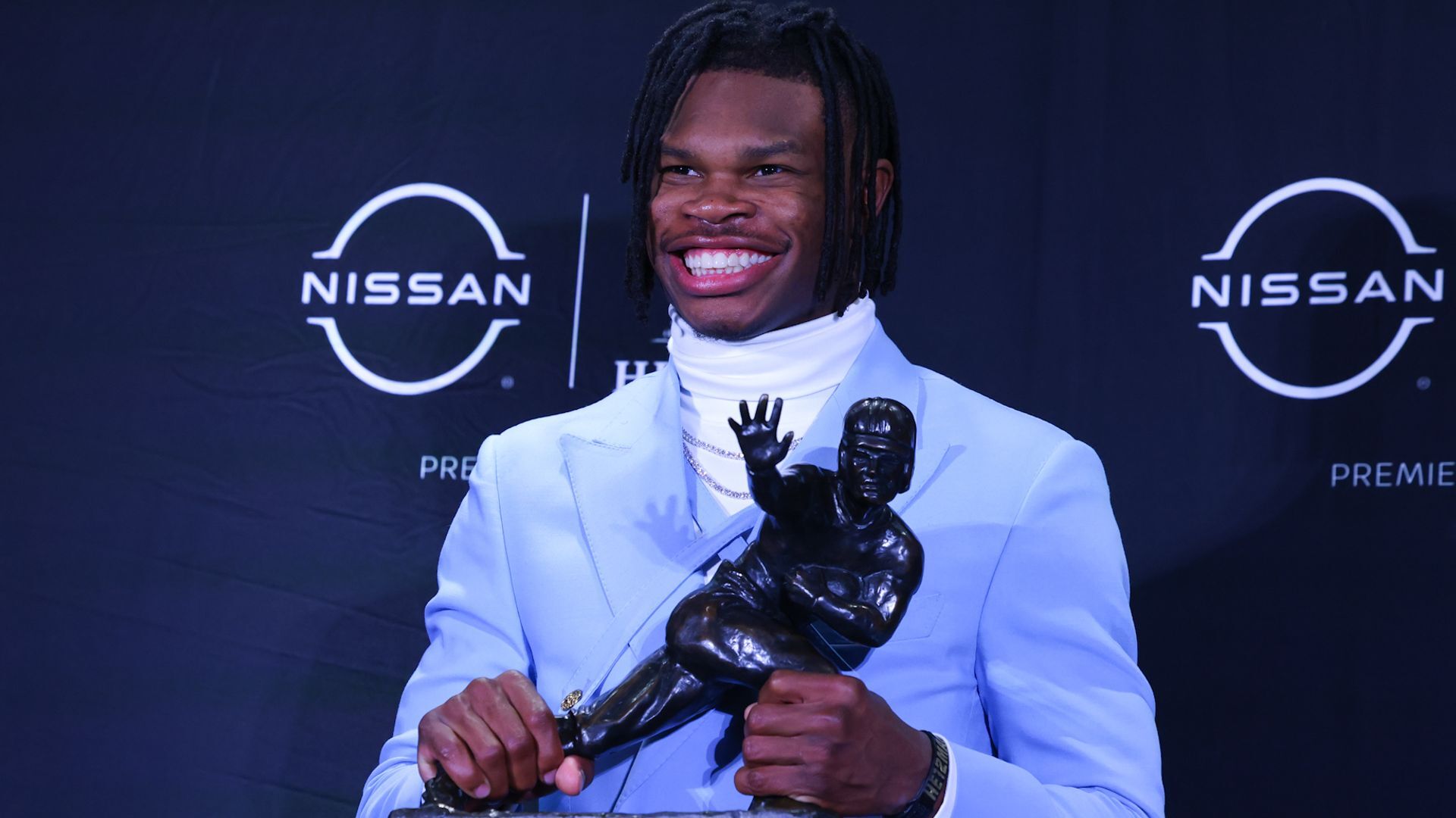 Travis Hunter's historic twoway Heisman win defies early season odds