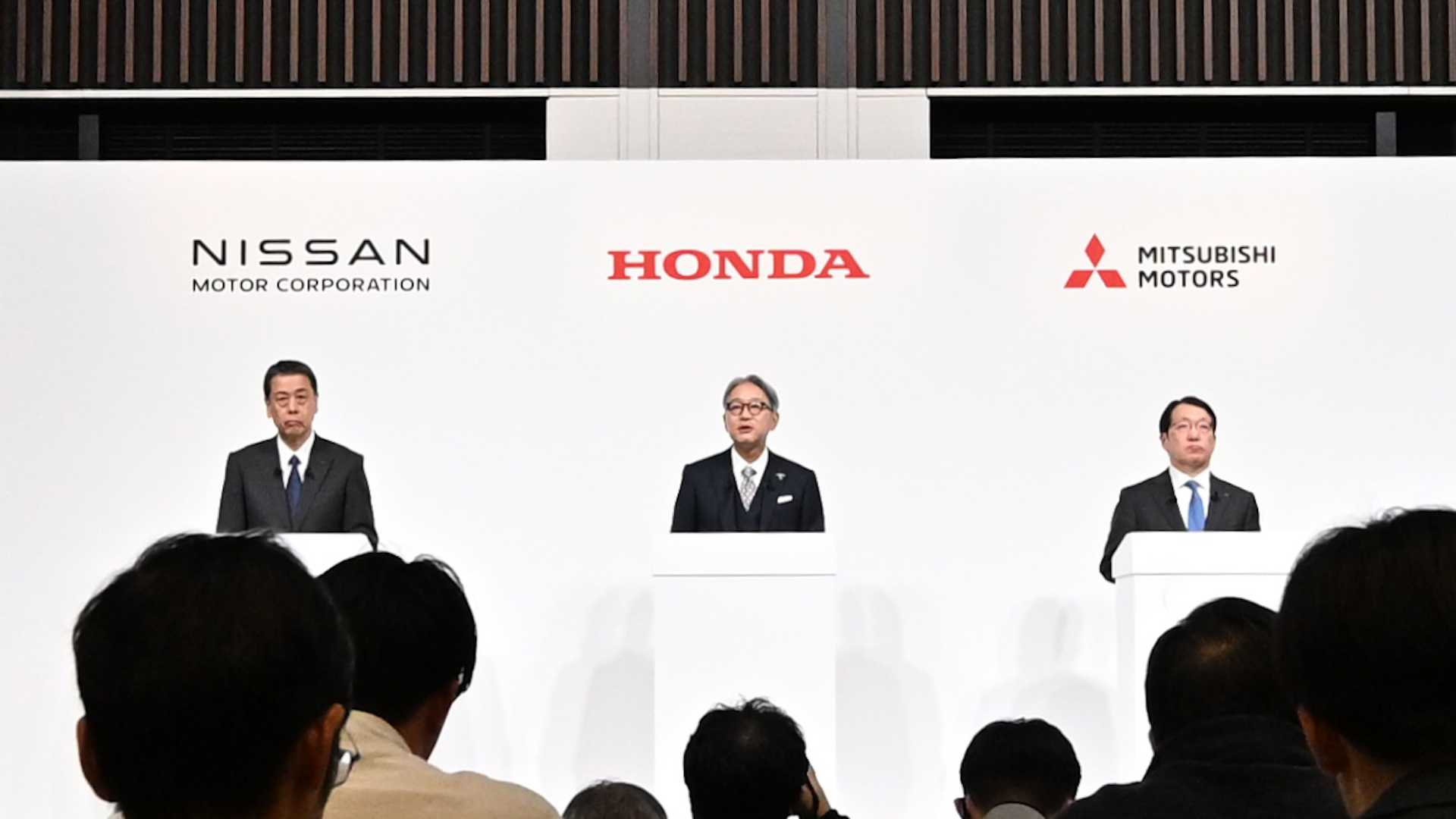 Honda and Nissan agree to merger talks, potentially creating world's third-largest automaker, rivaling Toyota and Volkswagen.