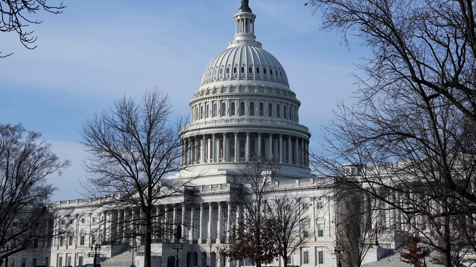 Members of the Congressional Progressive Staff Association are asking their bosses for a 32-hour work week.