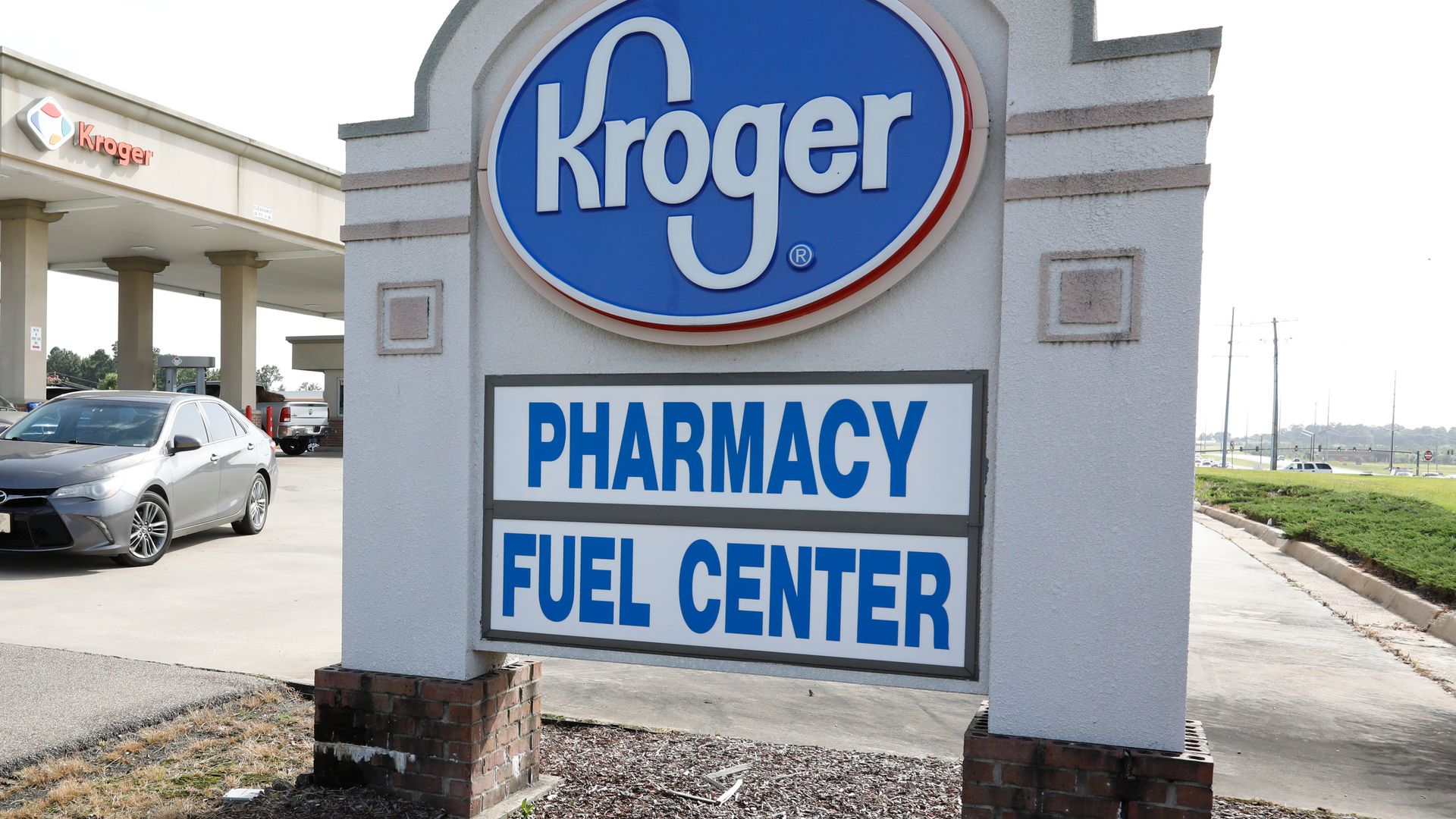 Kroger agrees to pay 0M in Kentucky opioid settlement