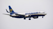 Ryanair proposes a two-drink limit at airport bars to prevent unruly passenger behavior. Their CEO believes this could curb disruptions.