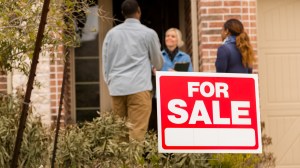 A new report showed that while there's a surplus of homes, many buyers aren't settling, deeming them unappealing.