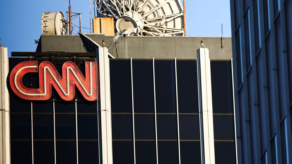 A federal judge on Thursday, Feb. 20, allowed a class action lawsuit against news network CNN to resume, alleging a possible CIPA violation.