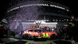 NASCAR's William Byron dodged 3 late crashes to win the Daytona 500. He's just the 5th driver to win the historic race in back to back years.