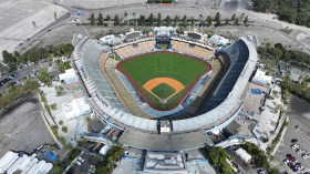 As MLB's spring training continues, which National League teams are making noise with three weeks before Opening Day?